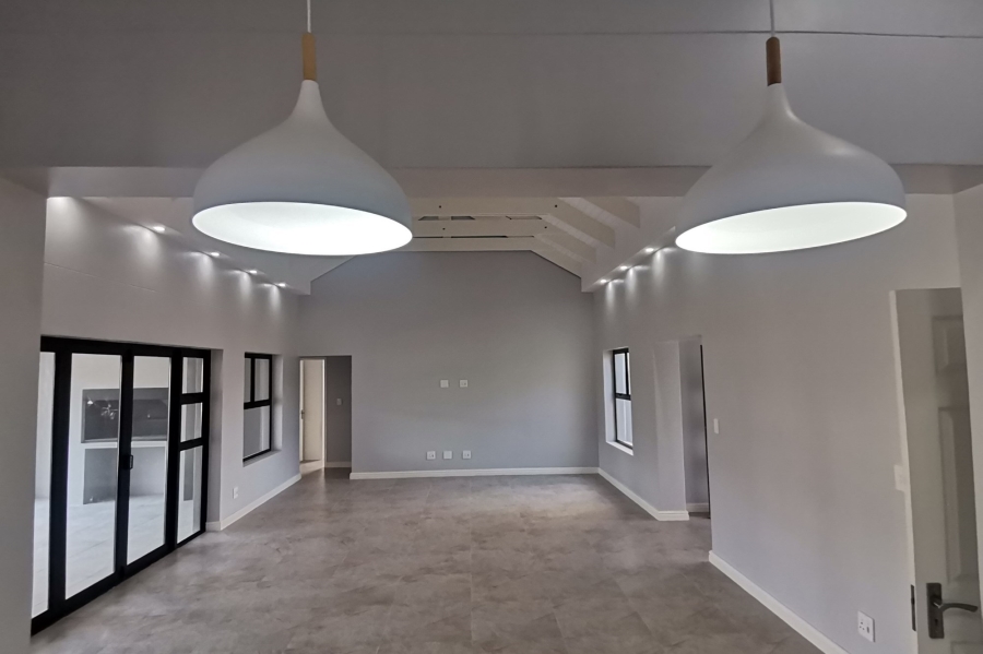 4 Bedroom Property for Sale in Paarl South Western Cape